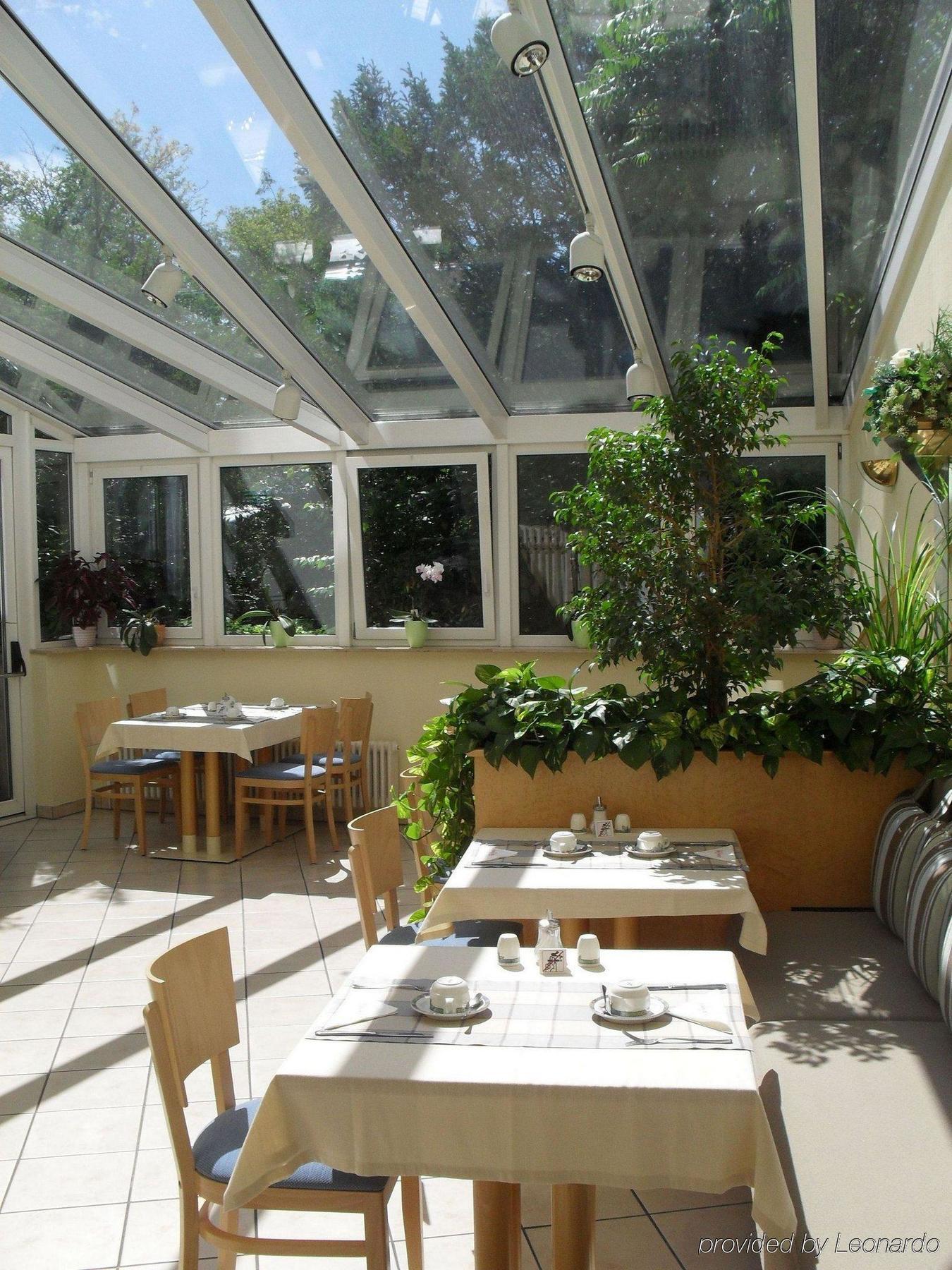 Central Hotel Eschborn Restaurant photo