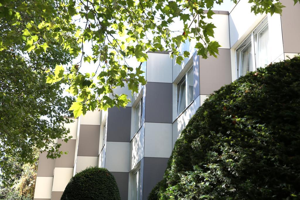 Central Hotel Eschborn Exterior photo